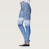 Blue Jeans: Detaillierte Texturnähe. Leggings (Links)