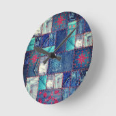Blue Jeans Patchwork With Floral Detail Runde Wanduhr (Winkel)