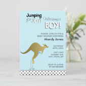 Blue Kangaroo Jumping for Joy Boy Baby Dusche Einladung (Stehend Vorderseite)