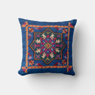 Blue Kilim Pillows in meiner Nähe: Finden Sie den Kissen