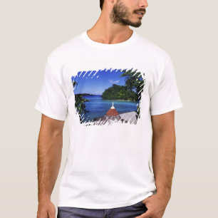 Blue Lagoon, Port Antonio, Jamaika T-Shirt