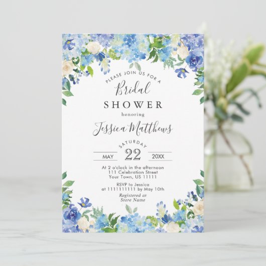 Blue Light Watercolor Hydrangea Brautparty Einladung (Stehend Vorderseite)