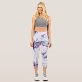 Blue Lila Feather Lite Capri Leggings (Vorderseite)