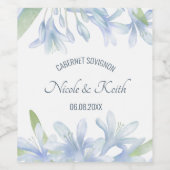 Blue Lilies Watercolor Wedding Weinetikett (Einzelnes Label)