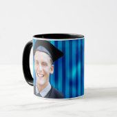 Blue Line Pattern Editable Portrait Men Graduation Tasse (Vorderseite Links)