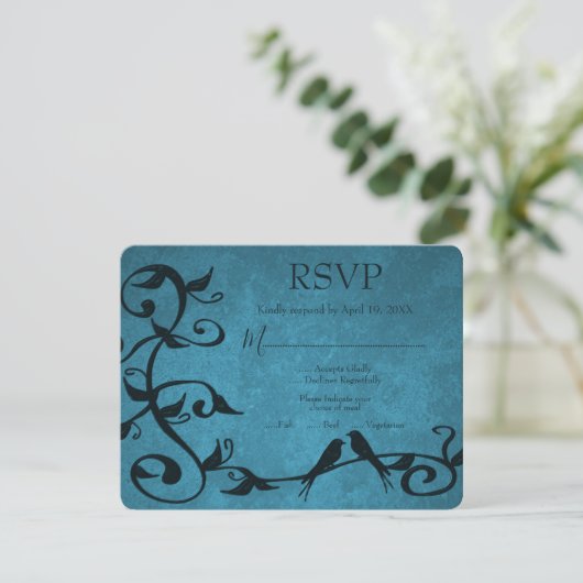 Blue Lovebirds Wedding RSVP Card Karte (Stehend Vorderseite)