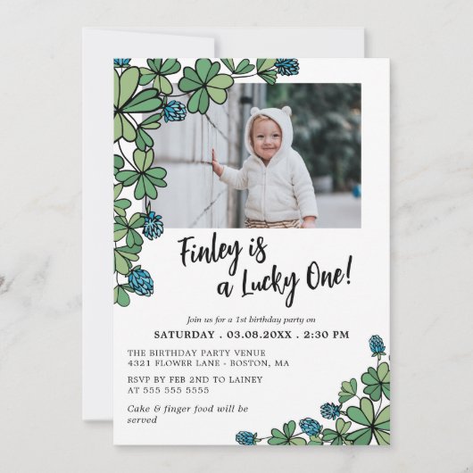 Blue Lucky One Vierblättriges Kleeblatt 1. Geburts Einladung (Vorderseite)