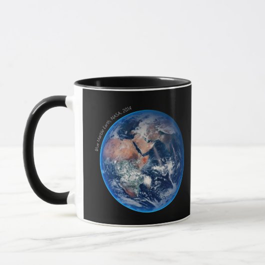 Blue Marble Earth, Satellitenbild 2014 Tasse (Links)