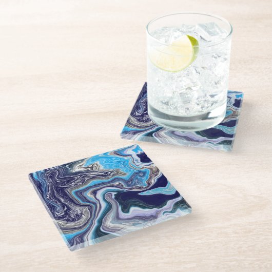 Blue Marble Fluid Art Glasuntersetzer (Schrägansicht)
