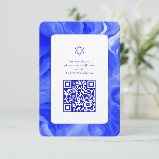 Blue Marble Star David Custom QR Bar Bat Mitzvah Begleitkarte (Stehend Vorderseite)