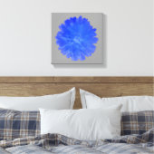 Blue Marigold Canvas Print Leinwanddruck (Insitu (Schlafzimmer))