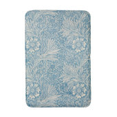 Blue Marigolds (von William Morris) Badematte (Vorderseite Vertikal)