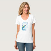 Blue Marlin Jumping out of Ocean T-Shirt (Vorderseite Vollansicht)
