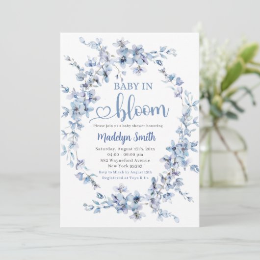 Blue Meadow Boho Baby in Bloom Baby Dusche Einladung (Stehend Vorderseite)
