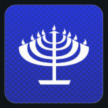 Blue Menorah Quadratischer Aufkleber<br><div class="desc">Sie werden dieses coole blaue jüdische Hanukkah Menorah Design Liebe. Gut für Geschenke! Erhältlich als T-Shirts, Smartphone-Gehäuse, Mousepads, Schlüsselanhänger, Poster, Karten, elektronische Cover, Laptop / Notebook-Ärmel, Kappen, Tasse und mehr! Besuchen Sie unsere Website für ein individuelles Geschenkgehäuse für Samsung Galaxy S3, iPhone 5, HTC vivid / Raider 4 G, Kindle...</div>