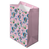 Blue Mermaid Gift Bag in Pink Mittlere Geschenktüte (Rückseite Schrägansicht)