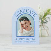 Blue Modern Arch Grad Photo Announcement  Einladung (Stehend Vorderseite)