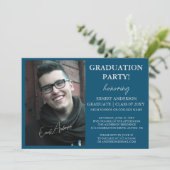 Blue Modern Foto Graduate Graduate Party Einladung (Stehend Vorderseite)