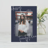 Blue Modern Minimalistisch Class of 2024 Abschluss Einladung (Stehend Vorderseite)