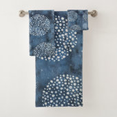  Blue Modern Shibori Indigo Badhandtuch Set (Insitu)