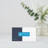 Blue Modern Simple Beruflich QR Code Scannable Visitenkarte (Stehend Vorderseite)