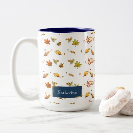 Blue Monogram Fall Leaf Erntedank Zweifarbige Tasse (Mit Donut)