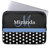 Blue Monogram Schwarz-weiß Polka Dot Laptopschutzhülle (Vorderseite)