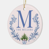 Blue Monogram Wappen mit Weihnachtsbaum Keramik Ornament (Links)