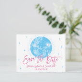 Blue Moon & Stars Celestial Wedding Save the Date Ankündigungspostkarte (Stehend Vorderseite)