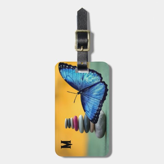 Blue Morpho Butterfly Monogram Name Letter Gepäckanhänger (Vorderseite vertikal)