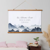 Blue Mountain Alternative Wedding Guest Book Wandteppich Mit Holzrahmen (Schlafzimmer)