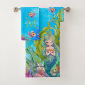 Blue Niedlich Monogram Name Mermaid Badhandtuch Set (Insitu)
