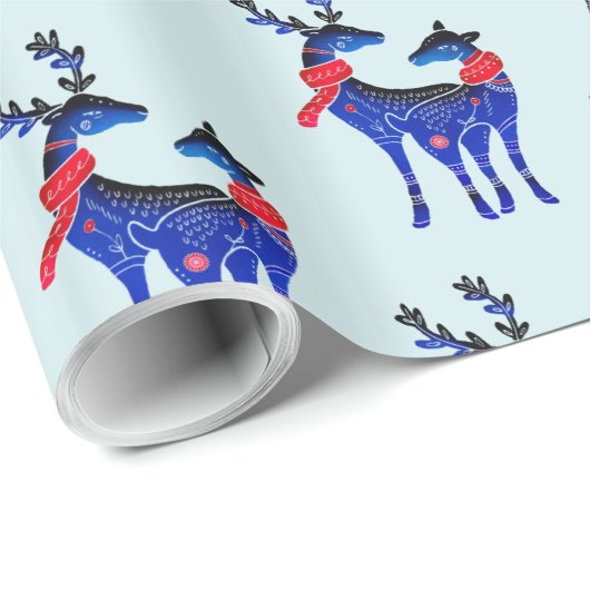Blue Nordic Christmas Rentier Pair Pattern Geschenkpapier (Rolleneckpunkt)