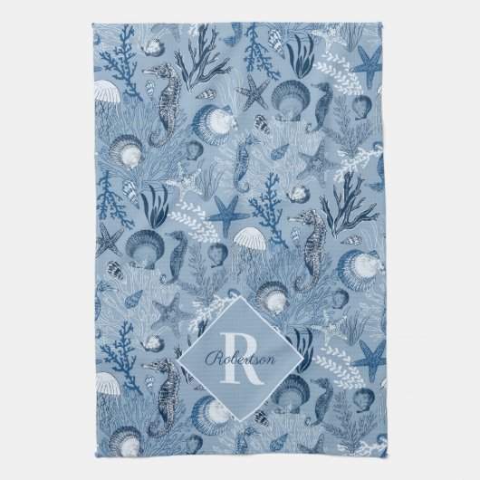 Blue Ocean Life Beach Monogram Geschirrtuch (Vertikal)