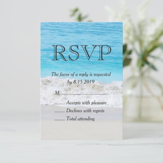 Blue Ocean Sand Wave Wedding RSVP Karte (Stehend Vorderseite)