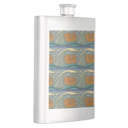 Blue Ocean Waves Nautilus Seashell Muster Nouveau Flachmann (Rechts)