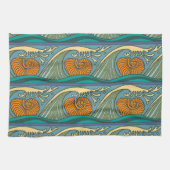 Blue Ocean Waves Nautilus Seashell Muster Nouveau Handtuch (Horizontal)