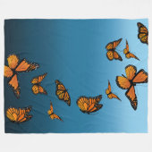 Blue Ombre Monarch Butterflies Fleecedecke (Vorderseite (Horizontal))