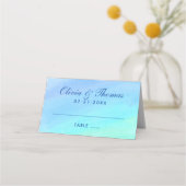 Blue Ombre Wasserfarbe Custom Wedding Monogram Platzkarte (Vorderseite)