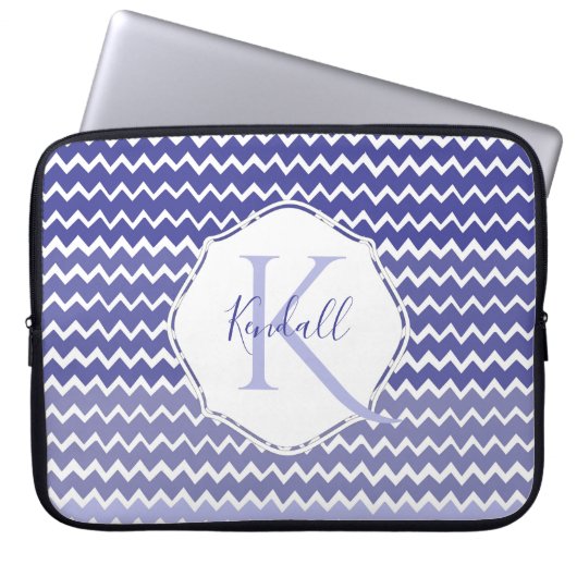 Blue Ombre Zickzack Personalisierter Laptop-Sleeve Laptopschutzhülle (Vorderseite)