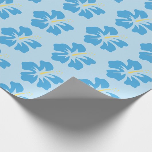Blue on Light Blue Hibiskus Geschenkpapier (Ecke)