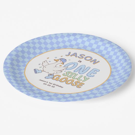 Blue One Silly Goose - Retro Boy First Birthday Pappteller (Schrägansicht)