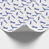 Blue, Orange Dart War Happy Birthday Geschenkpapier (Ecke)