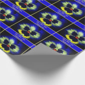 Blue Pansy Blume Personalisiert Geschenkpapier (Ecke)