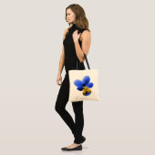 Blue Pansy Tote Bag Tragetasche (Vorderseite (Model))