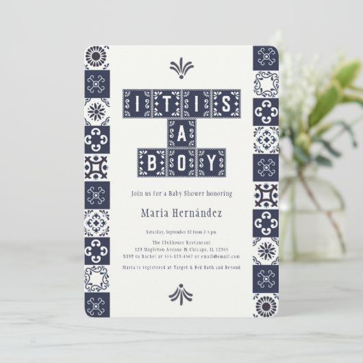 Blue Papel Picado Fiesta It's a Boy Baby Shower Einladung (Stehend Vorderseite)