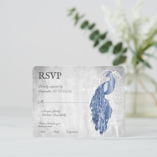 Blue Peacock Wedding RSVP Card (Stehend Vorderseite)