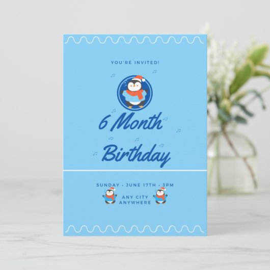 Blue Penguin 6 Month Birthday Einladung (Stehend Vorderseite)