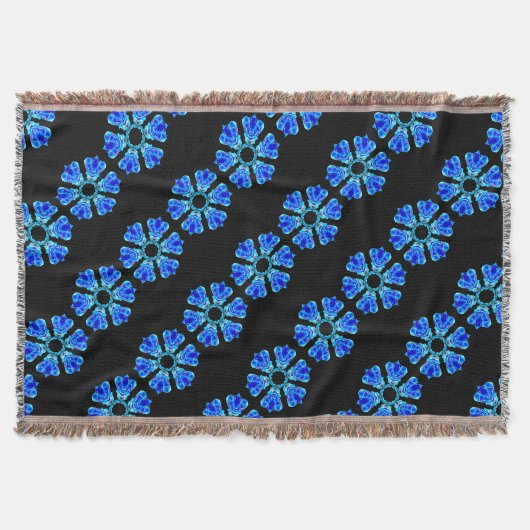 Blue Petals Decke (Vorderseite)