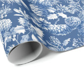 Blue Pine Cones und Branches Weihnachtsmuseum Geschenkpapier (Rolleneckpunkt)